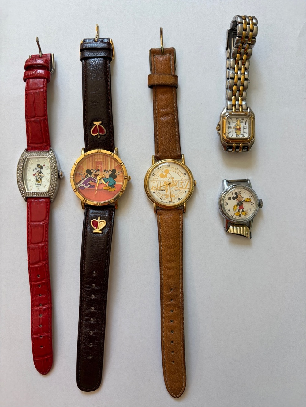 Lot vintage Disney watches Winnie the Pooh Mickey Minnie limited edition